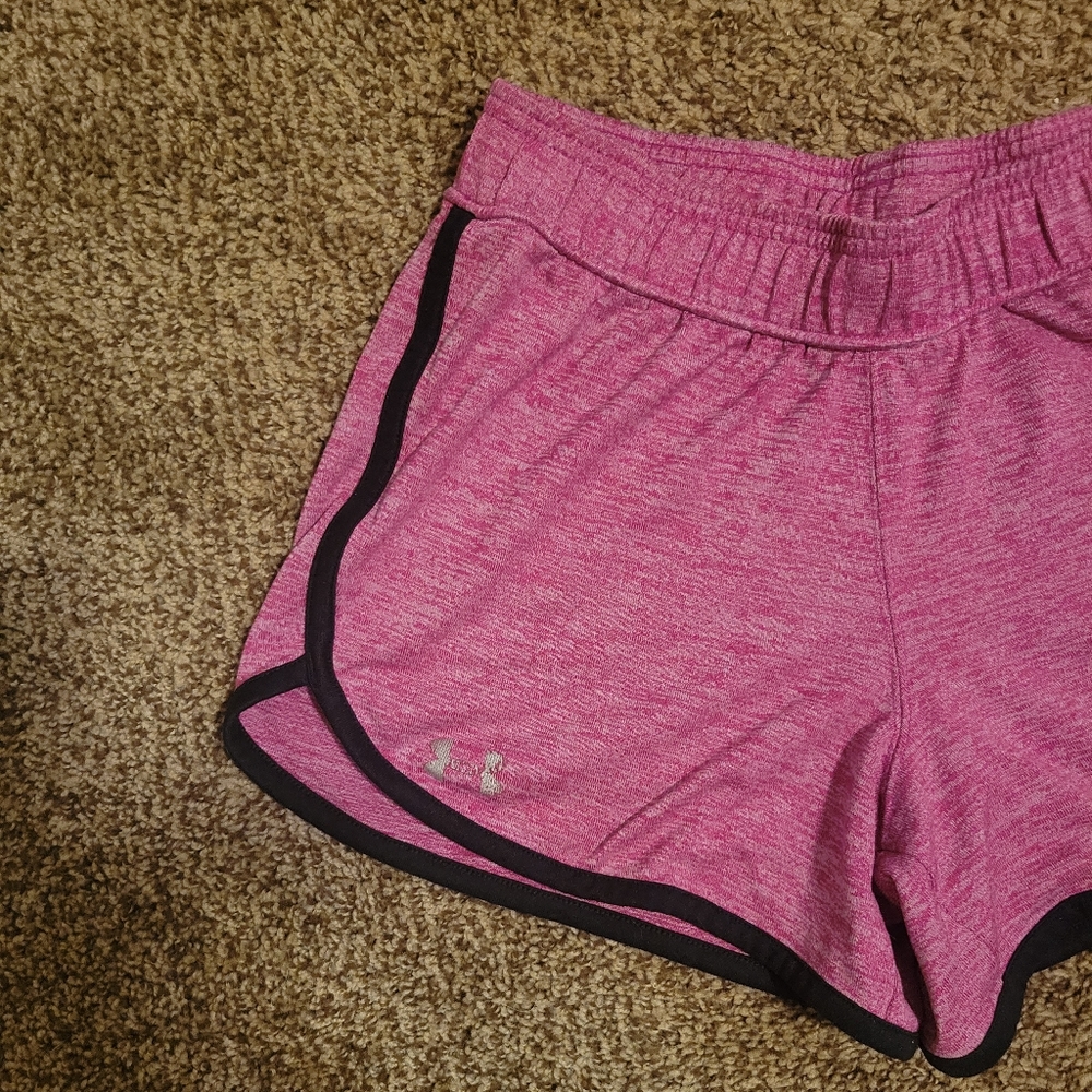 🟣Under Armour shorts - Picture 2 of 3